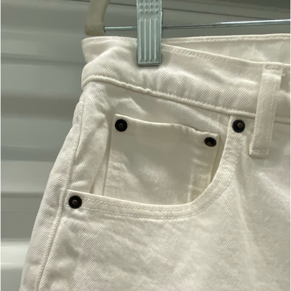 White jeans - Picture 6 of 8